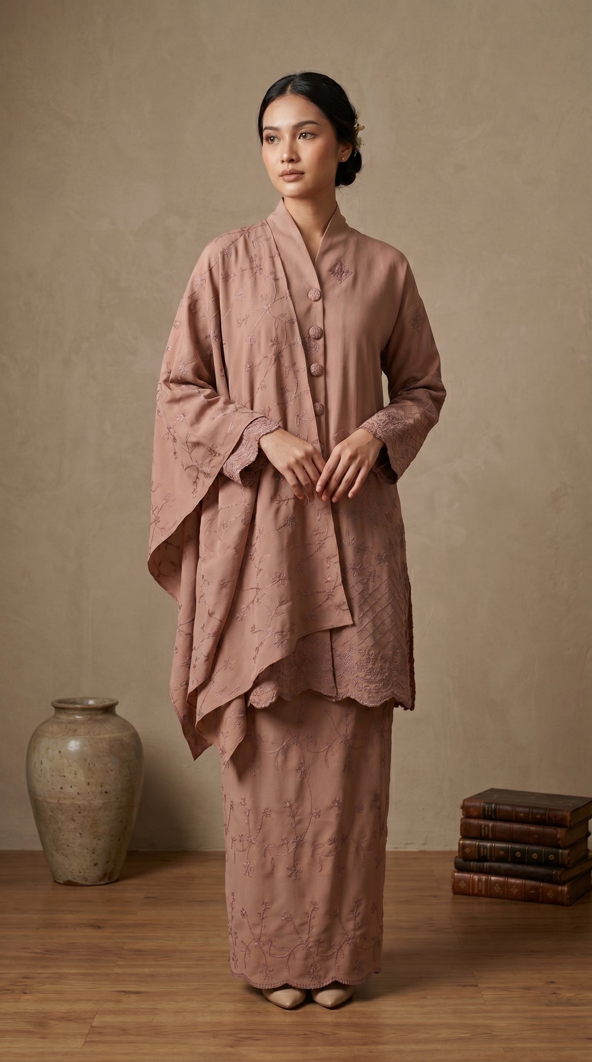 Kurung Moden Anggun Set (with Selendang)