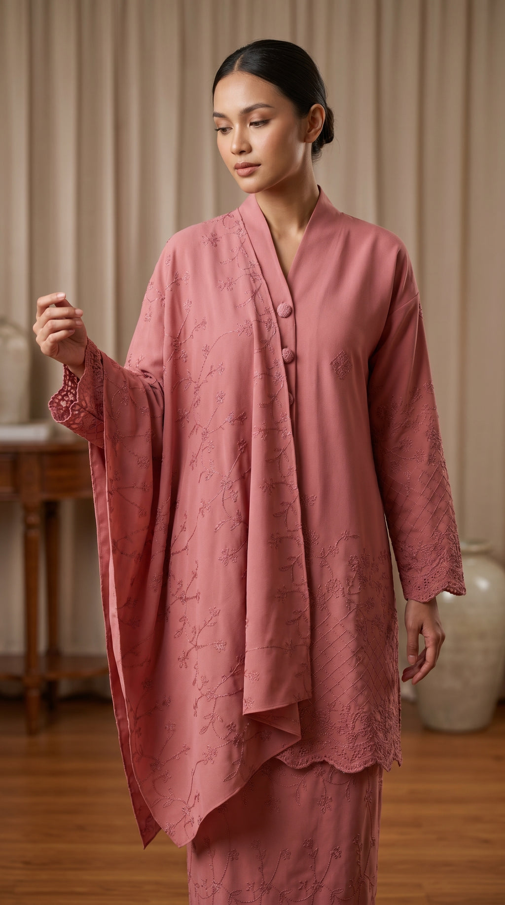 Shazea Kurung dalam Powder Pink Violet