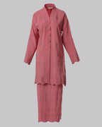 Shazea Kurung dalam Powder Pink Violet