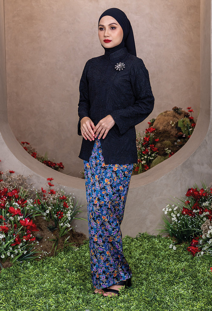 Black/Persian Blue