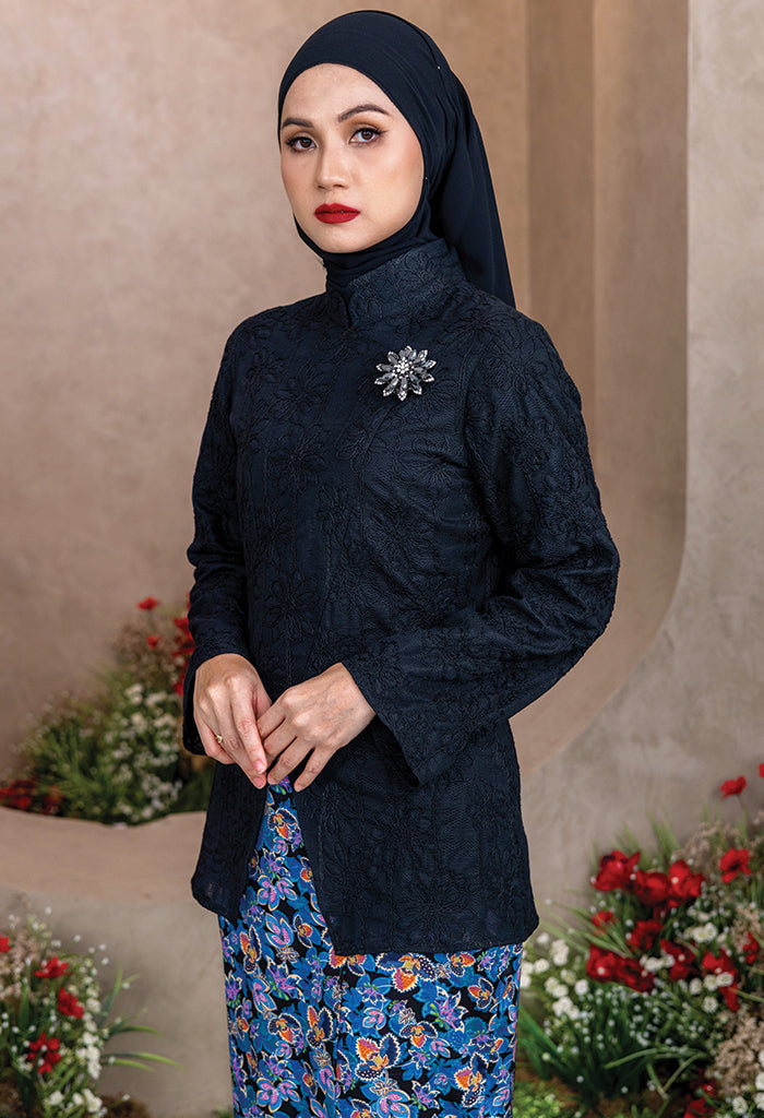 Black/Persian Blue