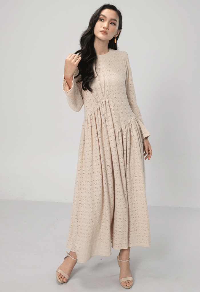 Classic Dress with Diagonal Darts | Eyelet Fabric & Cotton Lining