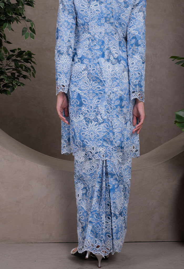 Juwita Kurung