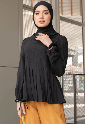 Perla Pleats Peplum Top