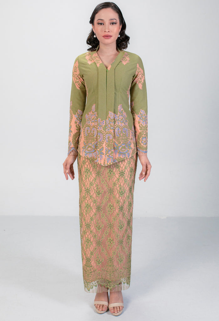 Zaitun Kebaya in Moss Green