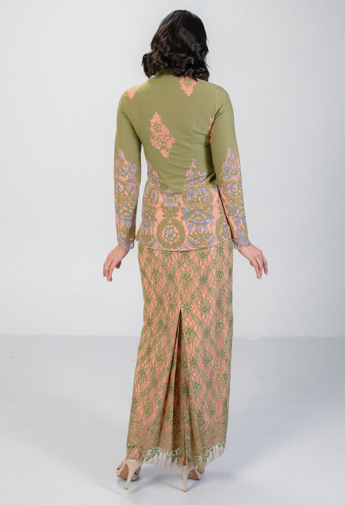 Zaitun Kebaya in Moss Green
